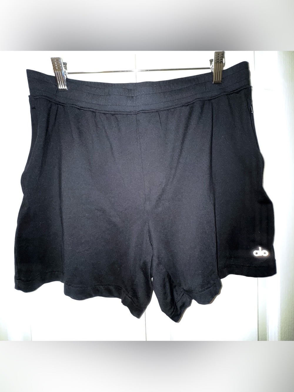 Alo Yoga Black Performance Running Training Shorts Zip Pocket Size M